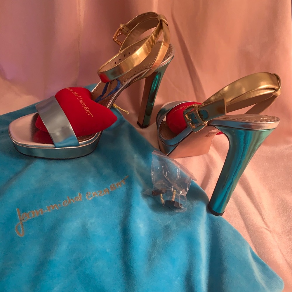 Gorgeous pair of stilettos in rainbow colors